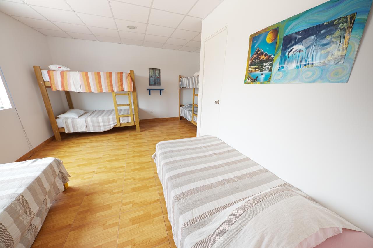 Punta Huanchaco Hostel エクステリア 写真